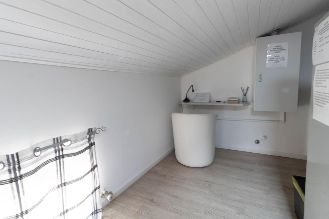 Apartament Lapiccolina Desenzano del Garda Zewnętrze zdjęcie